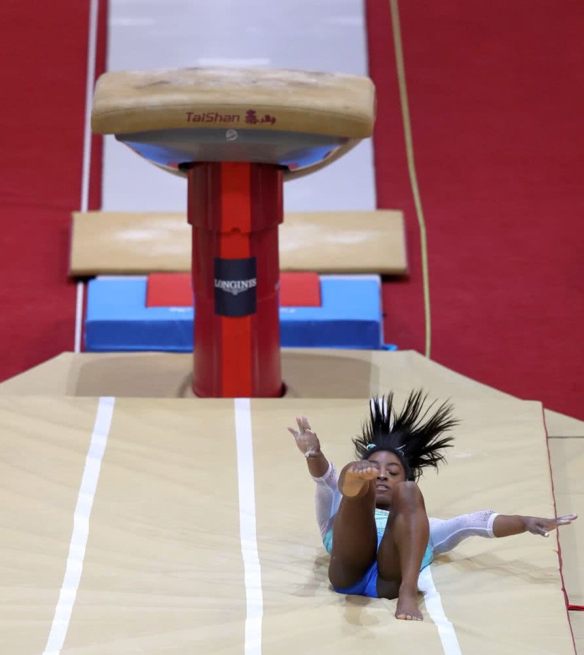 FOTO Ocolul aparatelor în zece zile » Fotografii speciale de la Campionatele Mondiale de gimnastică