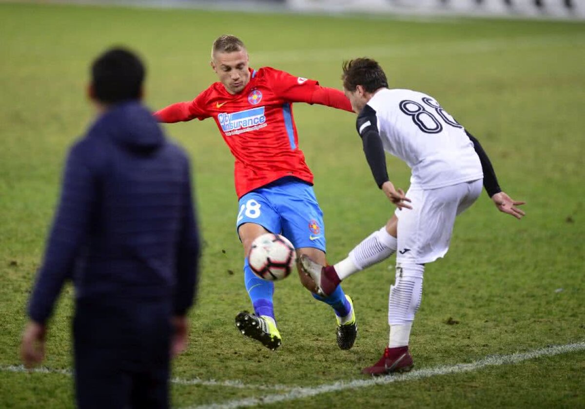 VIDEO+FOTO » Moruțan îl mai ține pe Dică la FCSB! Roș-albaștrii se impun cu Astra, 1-0, și continuă lupta cu CFR Cluj