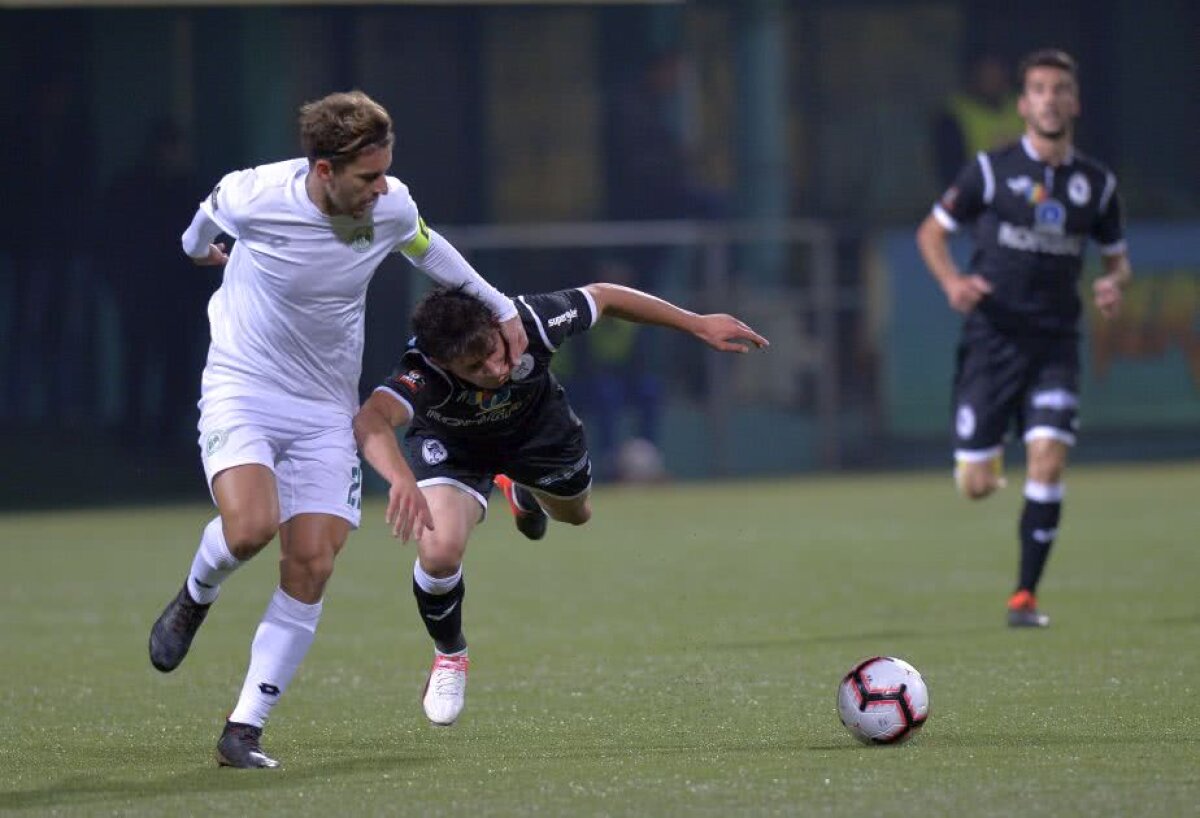 VIDEO+FOTO » Chiajna remizează cu Gaz Metan, echipă aflată pe loc de play-off, scor 0-0