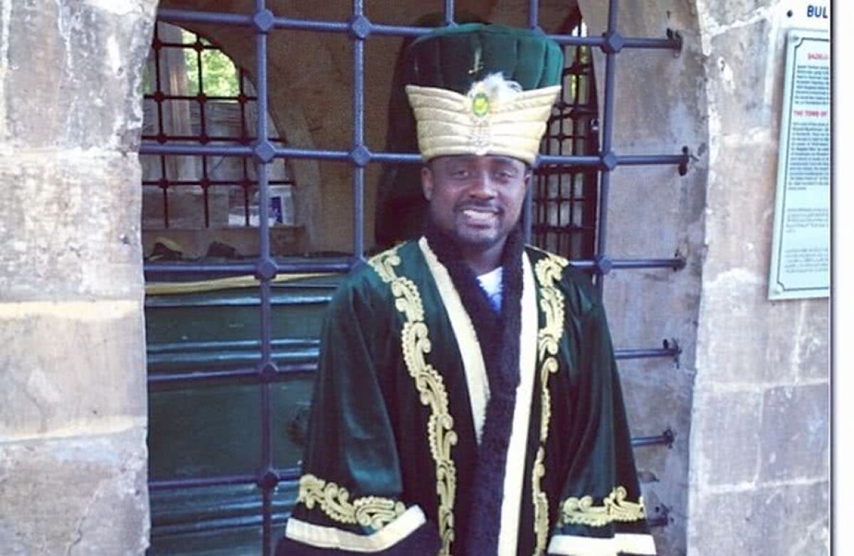 VIDEO Lumea lui Zenke » Povestea de viață impresionantă a noului transfer de la Dinamo: ce reguli urmează + cum se traduce numele lui