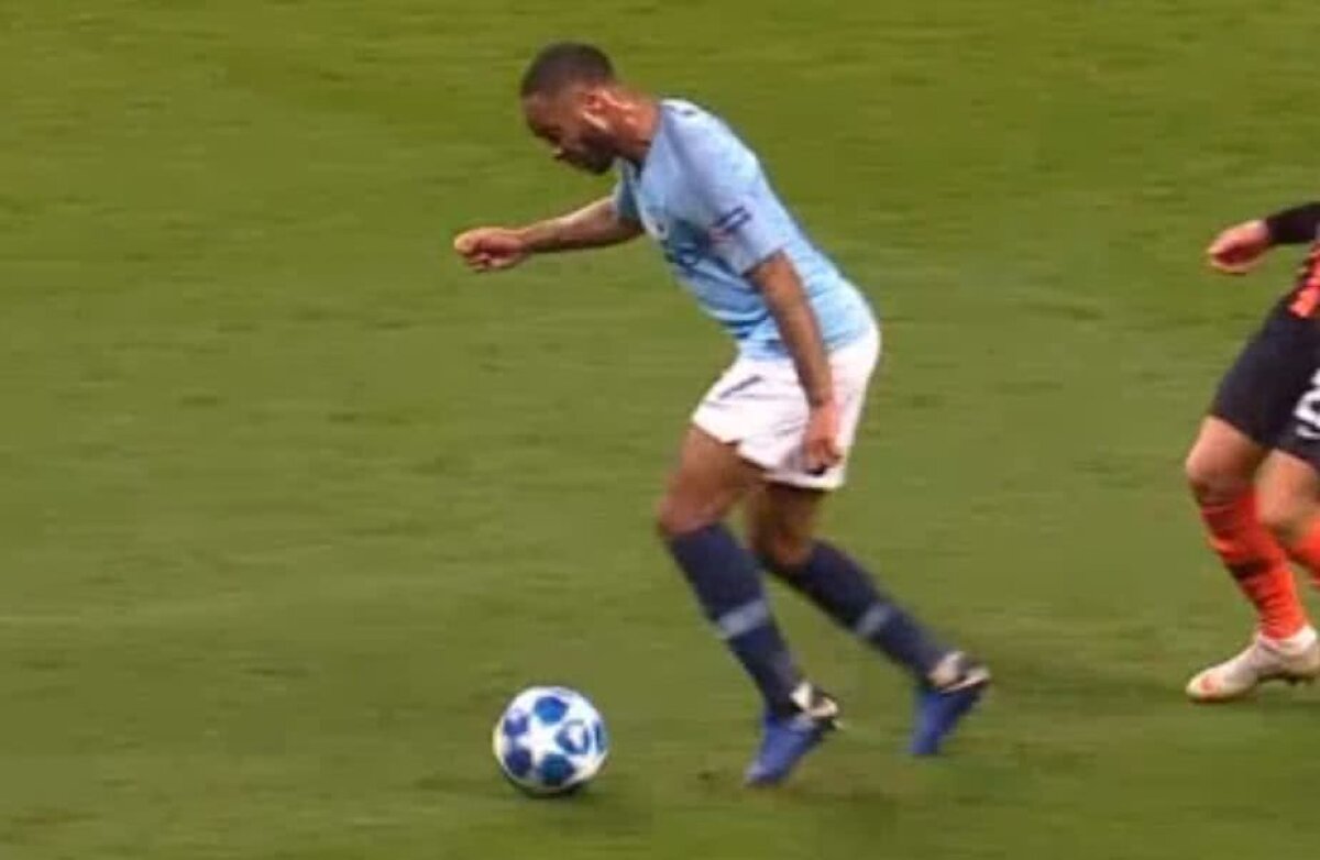 VIDEO + FOTO Penalty incredibil primit de City cu Șahtior! Lui Guardiola nu i-a venit să creadă » Ce semn a făcut antrenorul către jucătorii săi