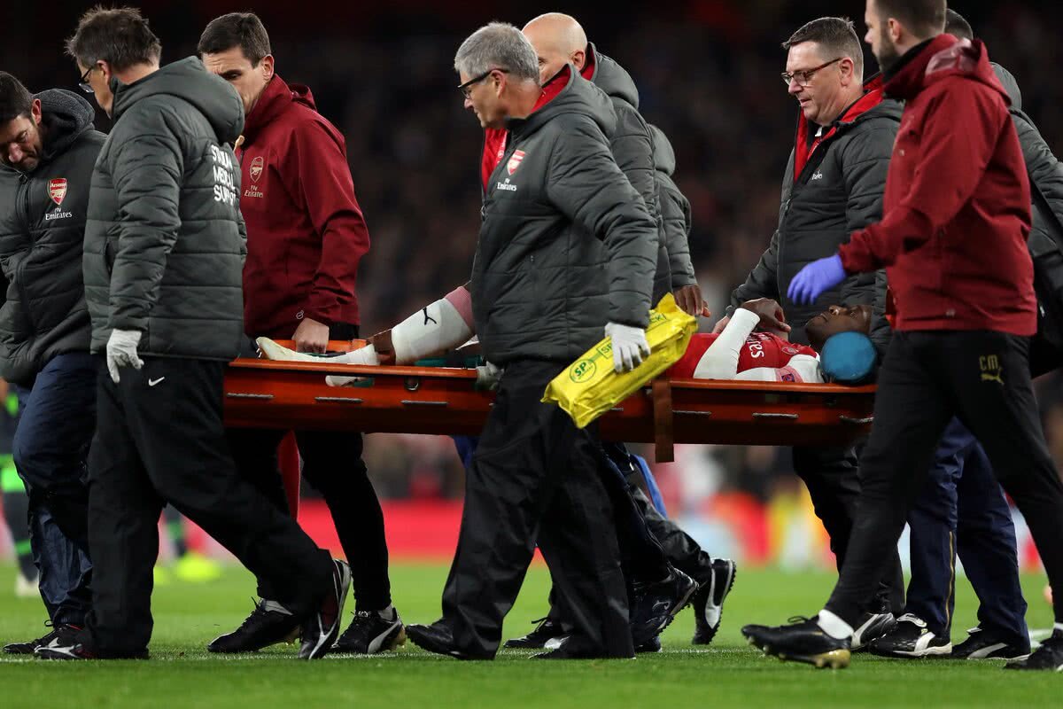 ARSENAL - SPORTING // VIDEO+FOTO Scene teribile pe Emirates Stadium! Colegii n-au putut privi suferința lui Danny Welbeck