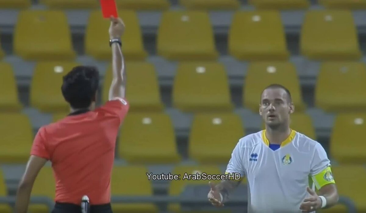 VIDEO Wesley Sneijder și-a pierdut cumpătul: ”Fuck off! E ultimul meu meci aici!”