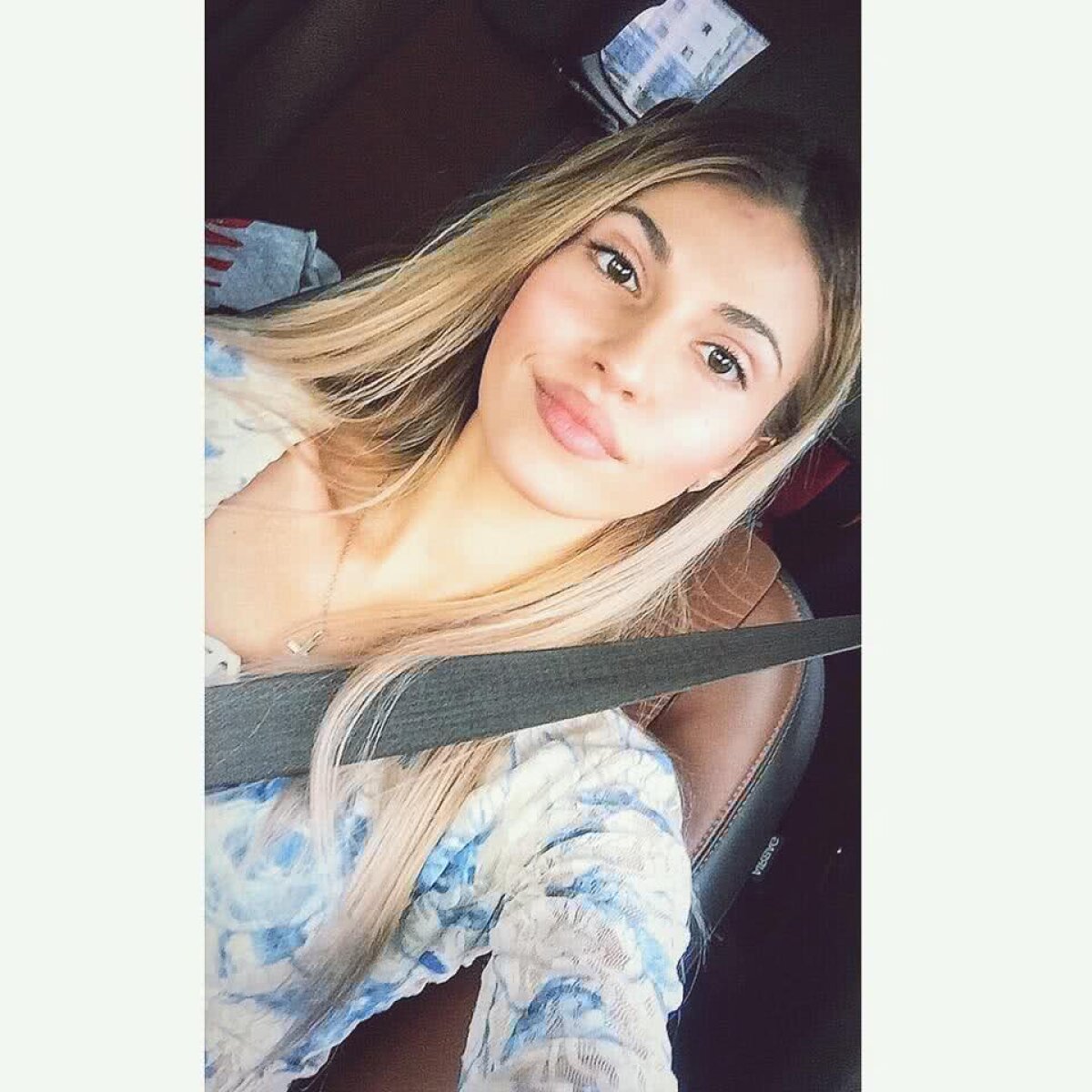 GALERIE FOTO Apariție WOW! Ea e Bianca, noua senzație a industriei muzicale românești! Merge la sală și e îndrăgostită de echitație