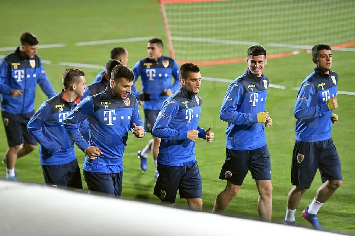 VIDEO + GALERIE FOTO Moment istoric pentru România: avem primele poze cu Ianis Hagi la naționala mare » Ce număr va purta + ce musafiri nepoftiți a avut Contra