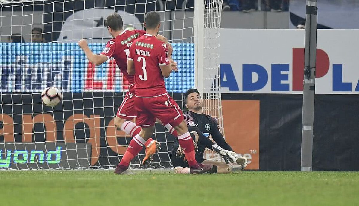 VIDEO+FOTO Dinamo și FCSB au remizat în cel de-al 174-lea derby! "Câinii" au jucat cu un om în plus aproape o repriză