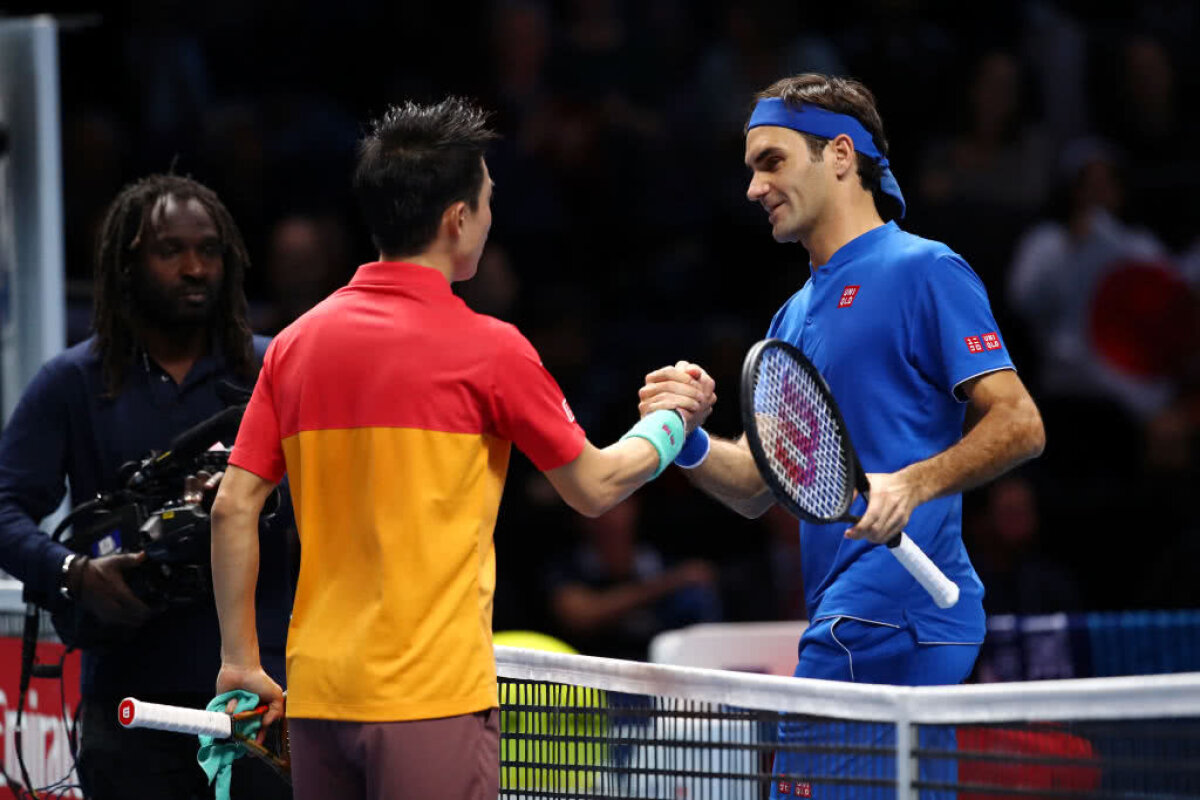 TURNEUL CAMPIONILOR // VIDEO Roger Federer, nervos în timpul debutului de la Londra » A fost învins în doar 89 de minute