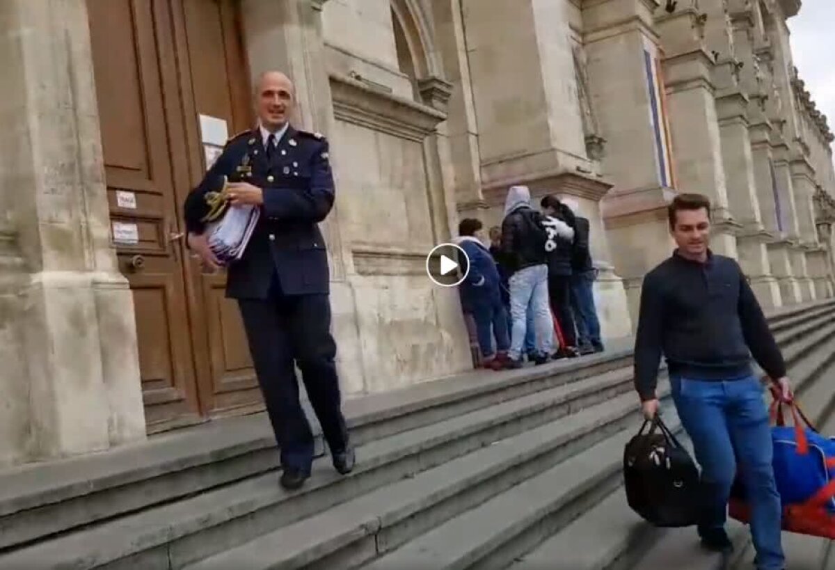 VIDEO Meci încins între FCSB și CSA la Curtea de Apel » Talpan, temperat cu greu în sala de judecată: "Nu, nu, vă rog, nu e nevoie să faceți asta!". Ce avea într-o geantă de voiaj