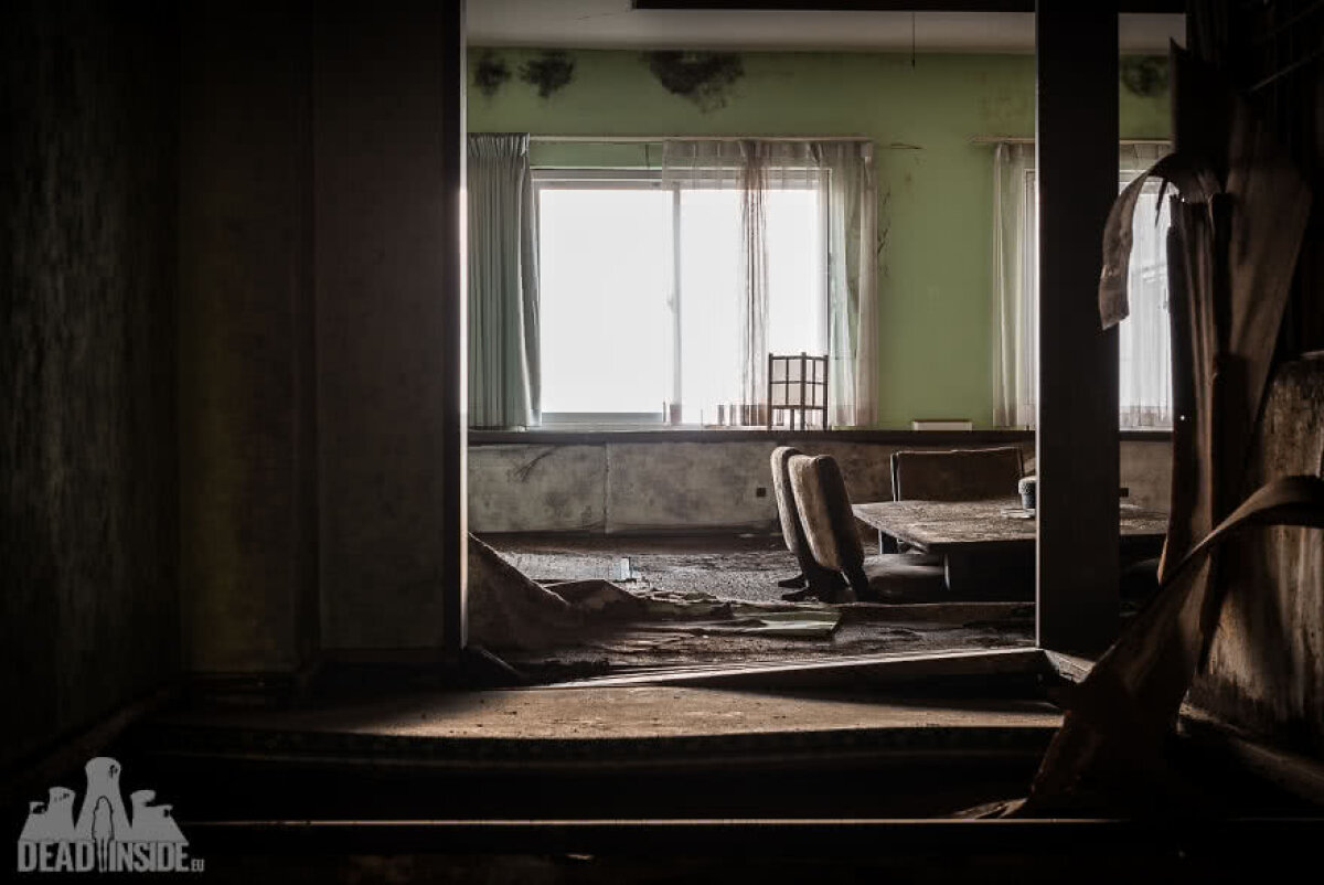 FOTO Imagini FABULOASE din interiorul celui mai mare hotel abandonat