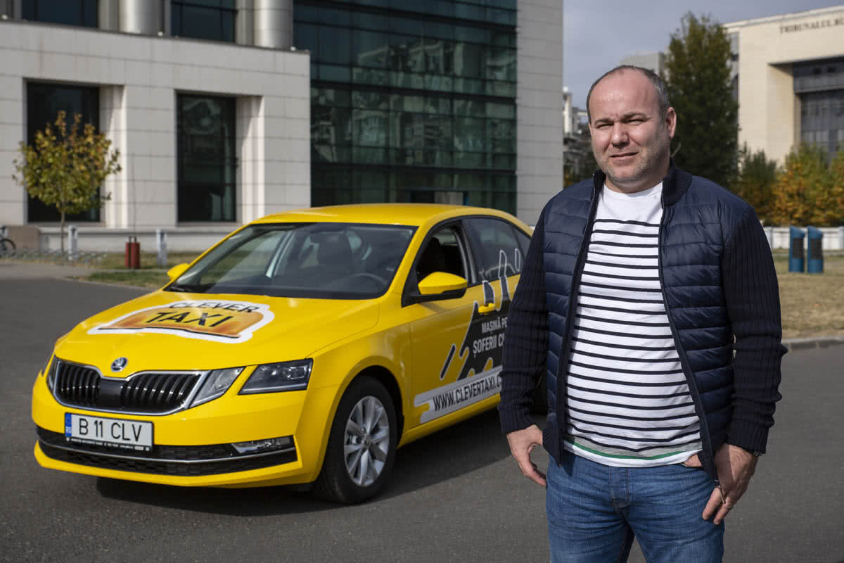 Află care este cel mai norocos șofer de taxi din România!  Citeşte întreaga ştire: (P) Află care este cel mai norocos șofer de taxi din România!