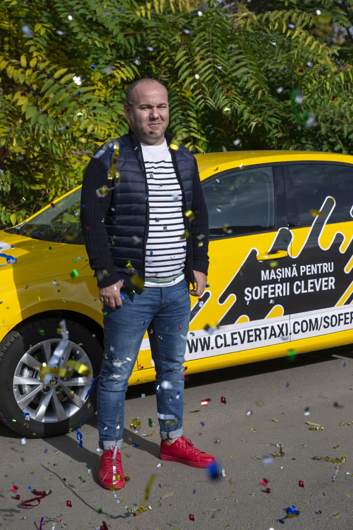 Află care este cel mai norocos șofer de taxi din România!  Citeşte întreaga ştire: (P) Află care este cel mai norocos șofer de taxi din România!