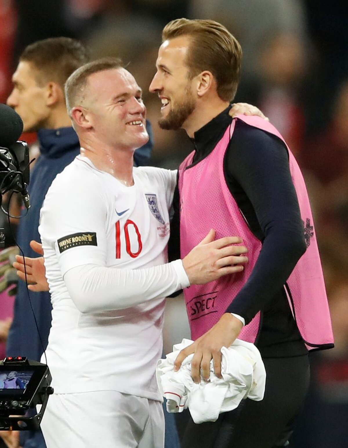 Pariul lui Wayne Rooney după meciul de retragere de aseară: "El mă va depăși. O să aducă un trofeu acasă!"