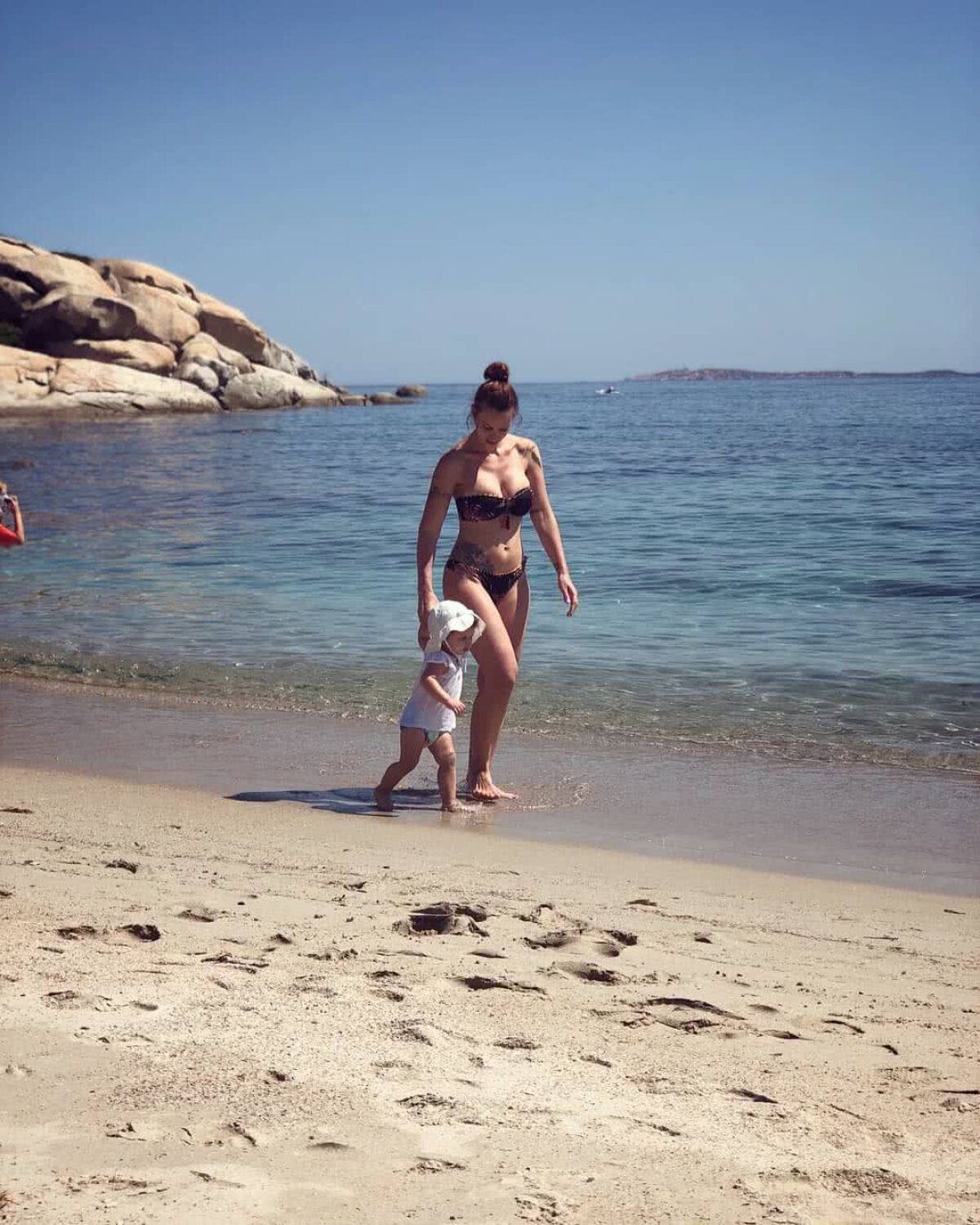 GALERIE FOTO Omul care i-a adus lui Bölöni titlul și care e însurat cu o româncă a jucat meciul 100 la națională