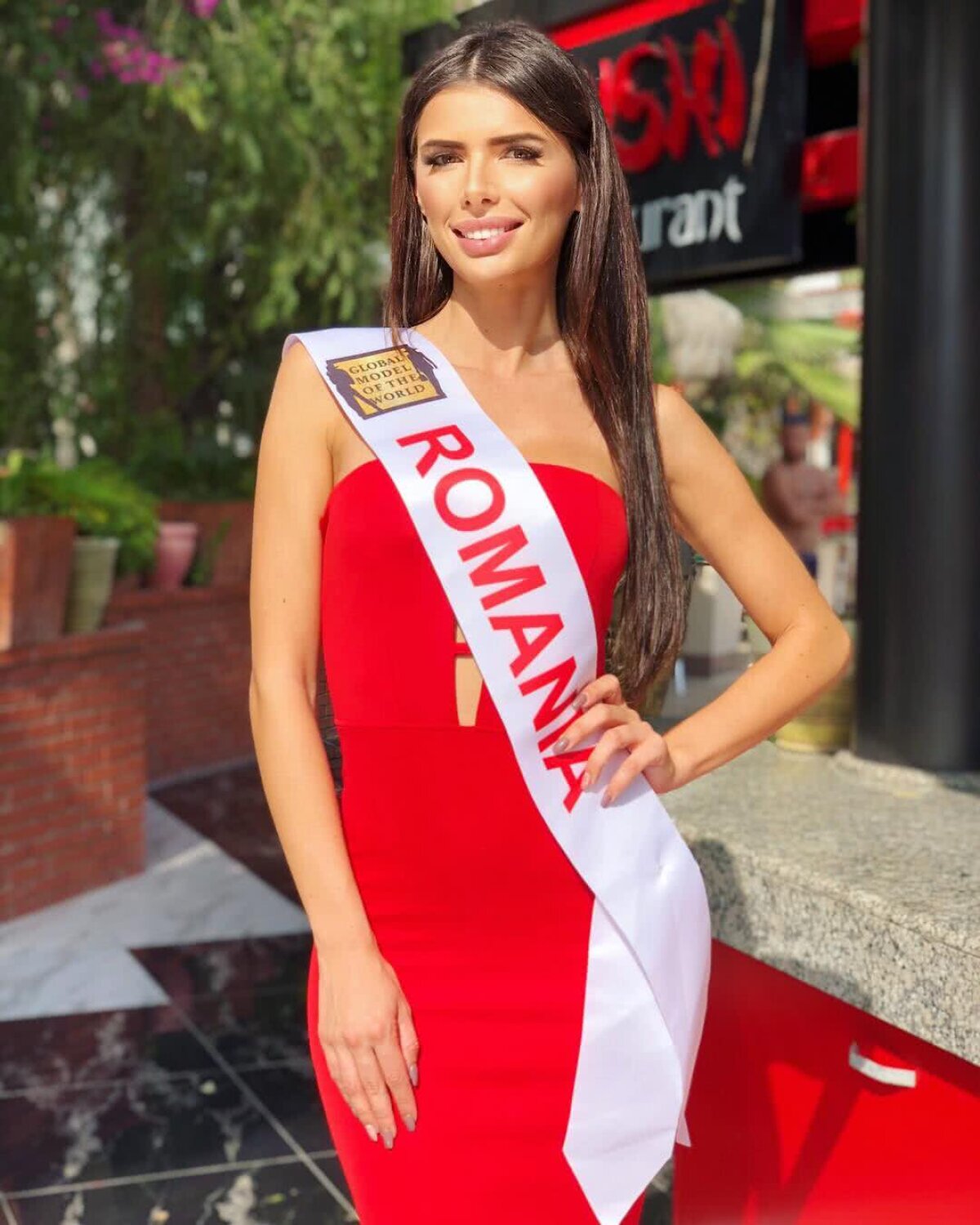 FOTO Dezvăluiri de culise ale româncei care a câștigat un concurs internațional de Miss » Cum s-a îndrăgostit: ”Important e să fii om, înainte de toate”