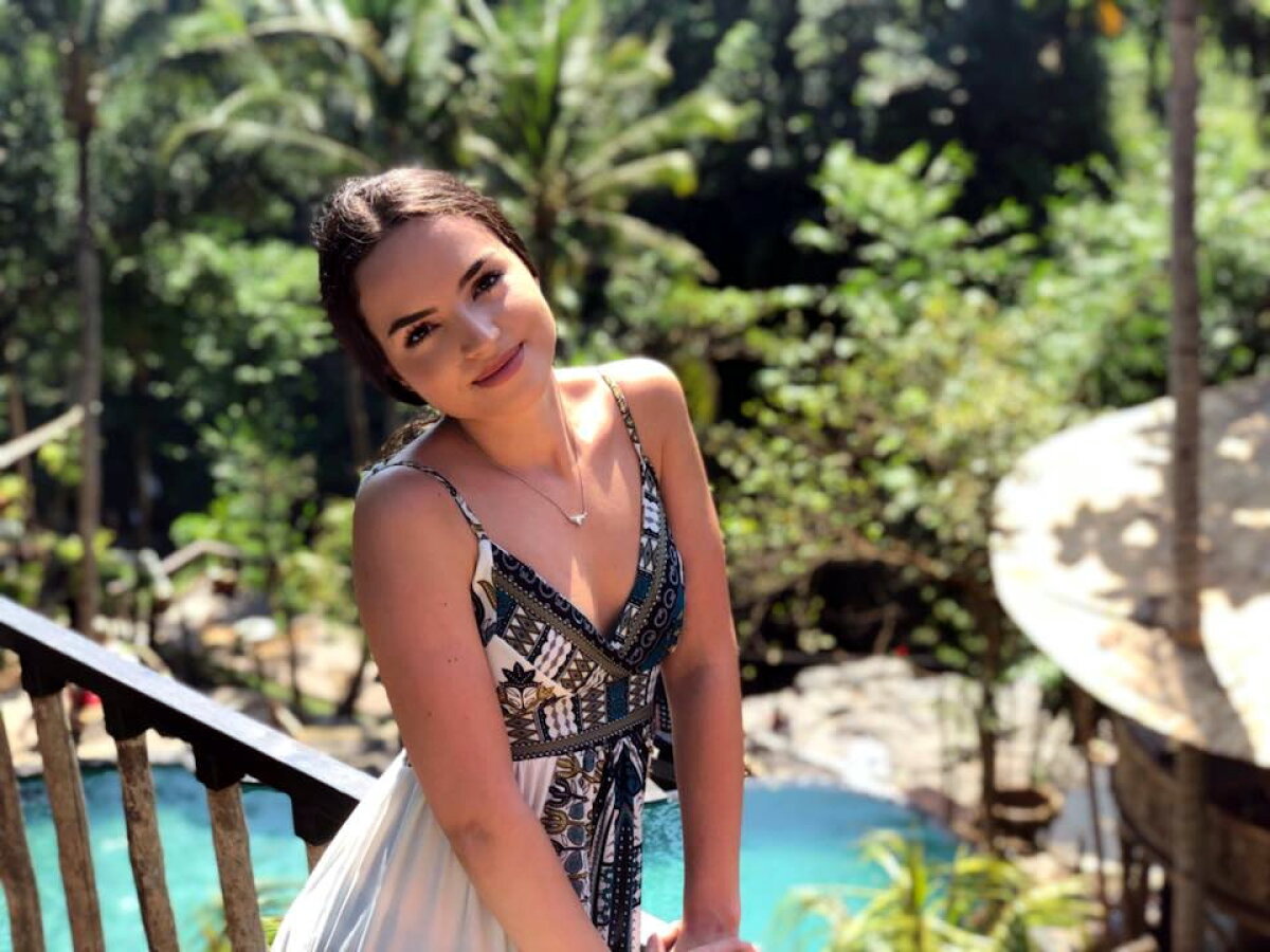 GALERIE FOTO INCENDIARĂ Artista de doar 19 ani care incendiază internetul: "Sportul e viață, sănătate și sursa ambiției mele!"