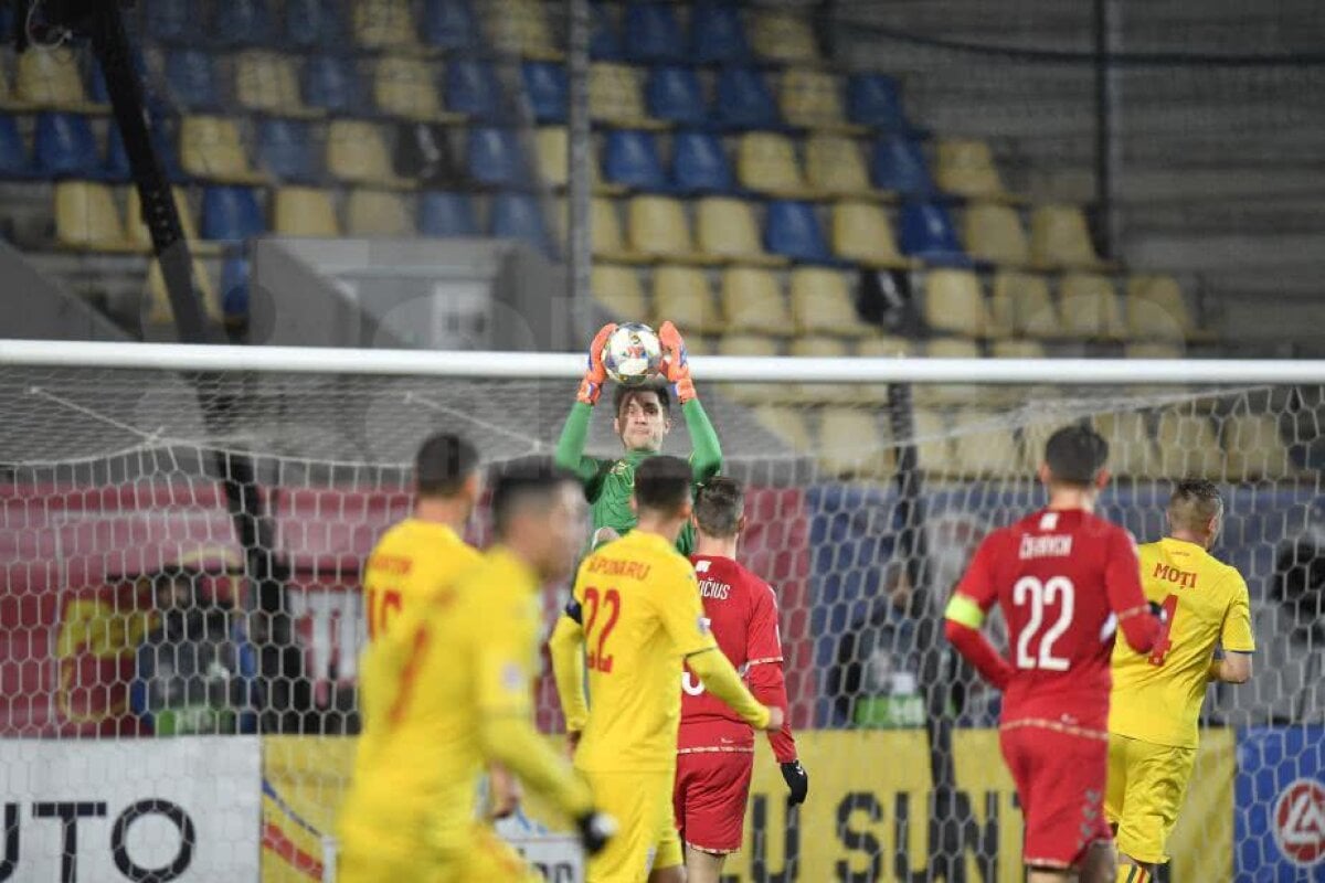 ROMÂNIA - LITUANIA 3-0 // "Tricolorii" continuă să viseze » Victorie entuziasmantă marcată de debutul lui Ianis Hagi + Clasamentul actualizat