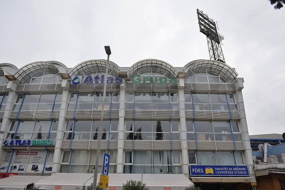 GALERIE FOTO + VIDEO Ajunși la arena pe care jucăm decisivul cu Muntenegru, reporterii GSP au constatat cu stupoare: "Acest detaliu lipsește cu desăvârșire"