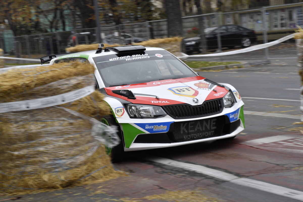 GALERIE FOTO Show grandios pe Kiseleff » Lucian Răduț a câștigat Campionatul Naţional de Super Rally de la București