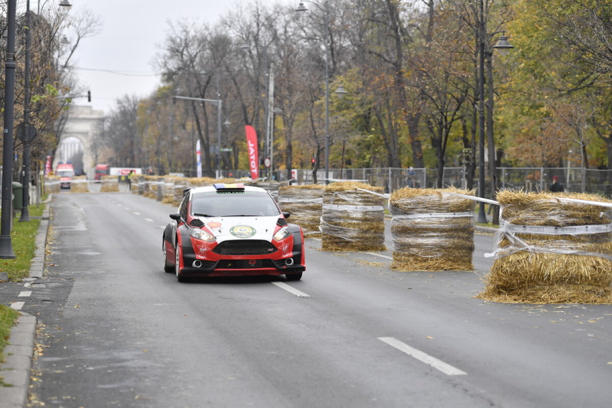 GALERIE FOTO Show grandios pe Kiseleff » Lucian Răduț a câștigat Campionatul Naţional de Super Rally de la București