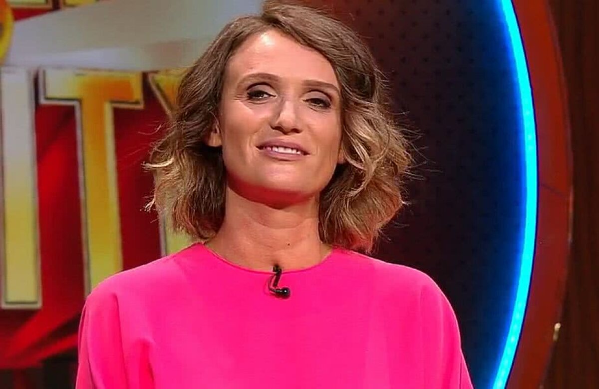 GALERIE FOTO Apariție-bombă la emisiunea "Chefi la Cuțite" » Fosta soție a lui Ionuț Negoiță, față în față cu cei 3 chefi! Cum s-a descurcat și ce a zis de finanțatorul lui Dinamo