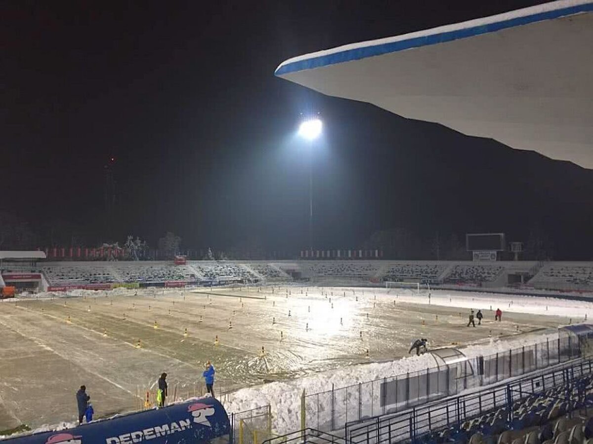 GALERIE FOTO Eforturi mari la Iași pentru ca meciul cu FCSB să se joace în condiții normale: "Uniți vom învinge zăpada"
