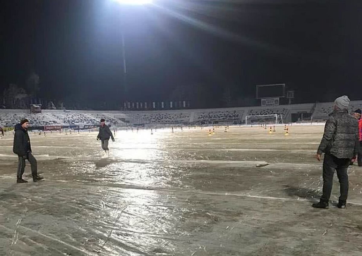 GALERIE FOTO Eforturi mari la Iași pentru ca meciul cu FCSB să se joace în condiții normale: "Uniți vom învinge zăpada"