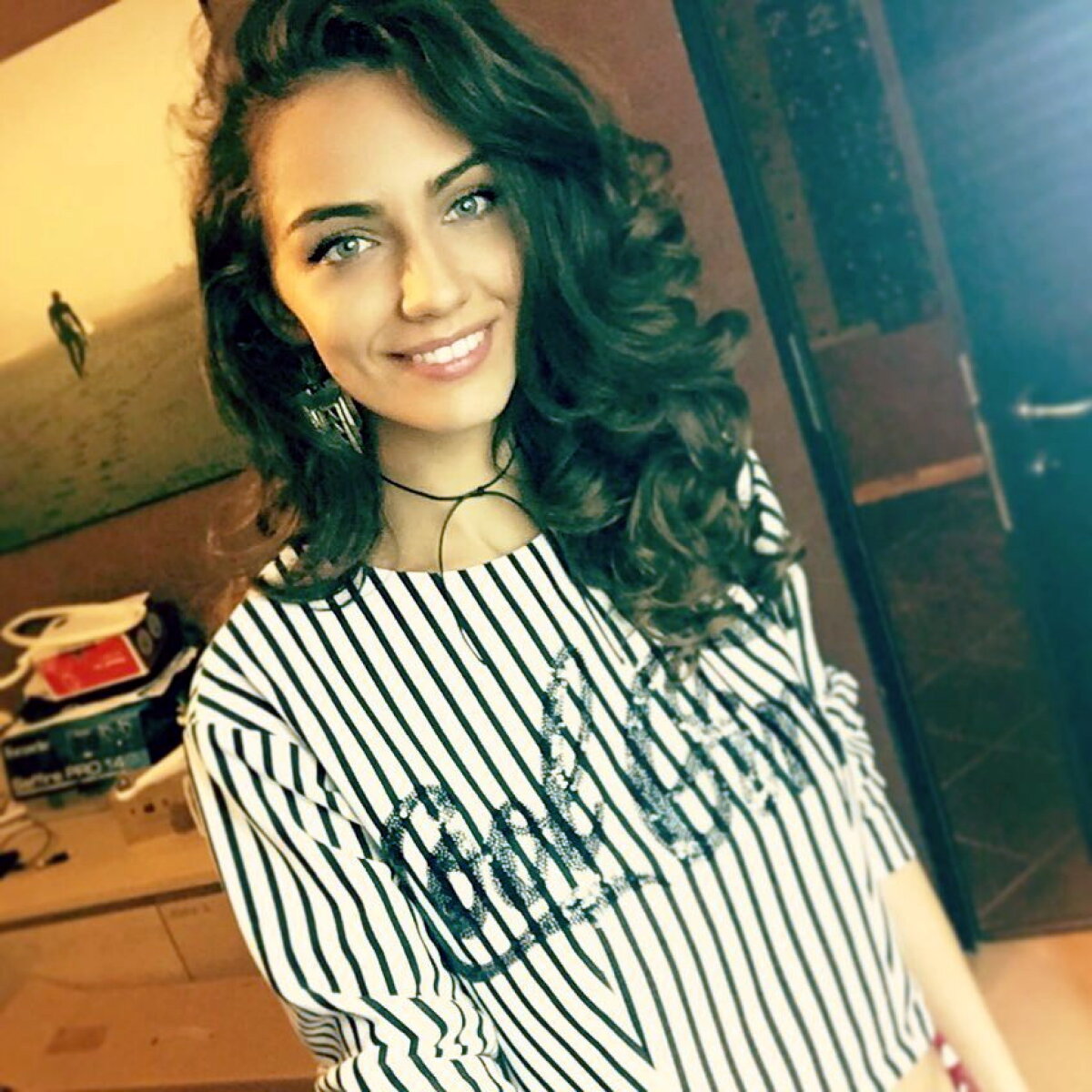 GALERIE FOTO SUPER-HOT » Diva care a renunţat la o carieră de fotomodel în favoarea muzicii și iubește sporturile extreme!