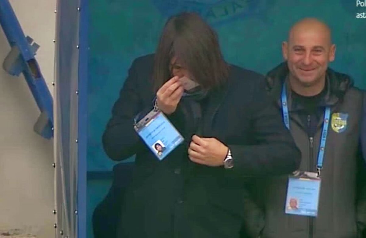 GALERIE FOTO Dan Alexa, pe urmele lui Anghel Iordănescu » Cum l-au surprins camerele TV înaintea meciului de azi