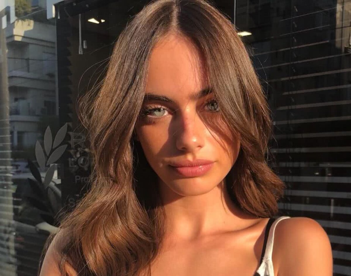 GALERIE FOTO și VIDEO Nu le-a venit să creadă ce face Leo Messi pe covorul roșu, alături de o bombă sexy de 18 ani! 