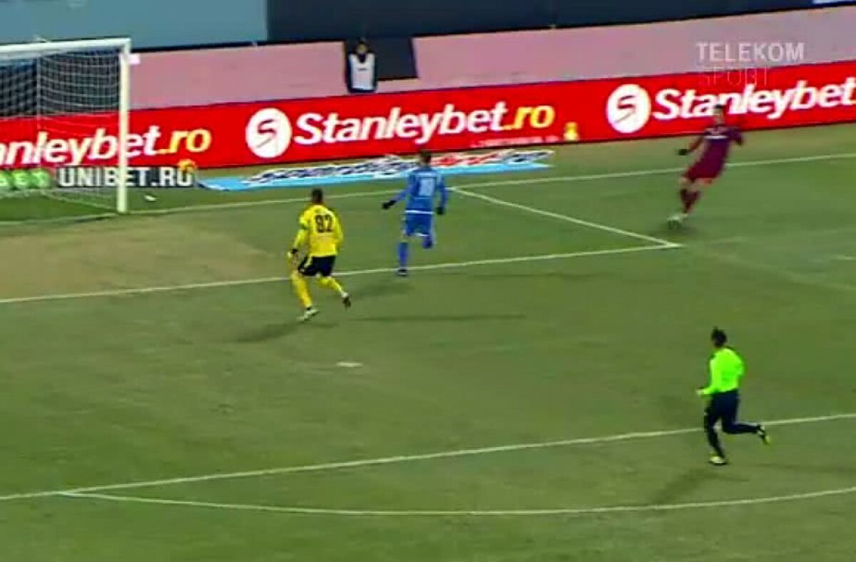 VIDEO + FOTO A rupt plasa, dar a fost și autorul unei ratări monumentale! Cum a comis-o Țucudean în meciul cu Voluntari