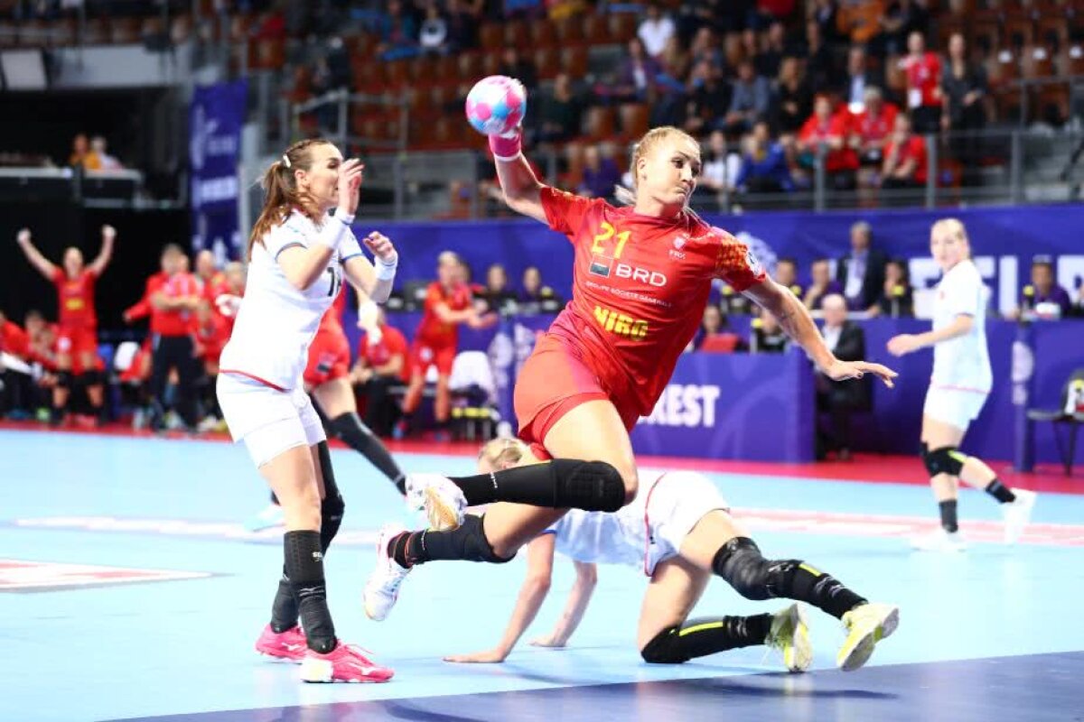 ROMÂNIA - CEHIA 31-28 // VIDEO + FOTO Debut magnific pentru Neagu și compania » Buceschi și Pintea, fabuloase, iar România e liderul grupei