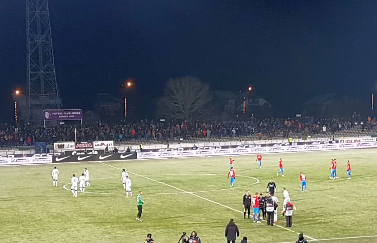 FCSB - GAZ METAN 2-1 // Palpitații la Pitești: FCSB câștigă cu emoții, la debutul în noul exil, și se menține în cursa de urmărire a liderului. Meci foarte tensionat