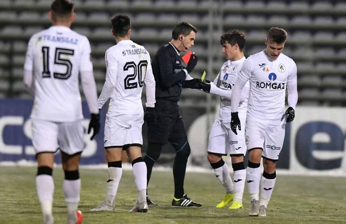 FCSB - GAZ METAN 2-1 // Palpitații la Pitești: FCSB câștigă cu emoții, la debutul în noul exil, și se menține în cursa de urmărire a liderului. Meci foarte tensionat