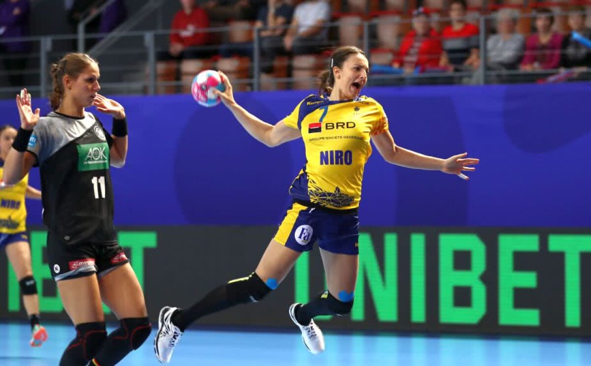 ROMÂNIA - GERMANIA 29-24 // FOTO + VIDEO Victorie SENZAȚIONALĂ la Europeanul de handbal! Ne-am calificat în grupa principală! Eliza Buceschi, Neagu și Dedu au sclipit!