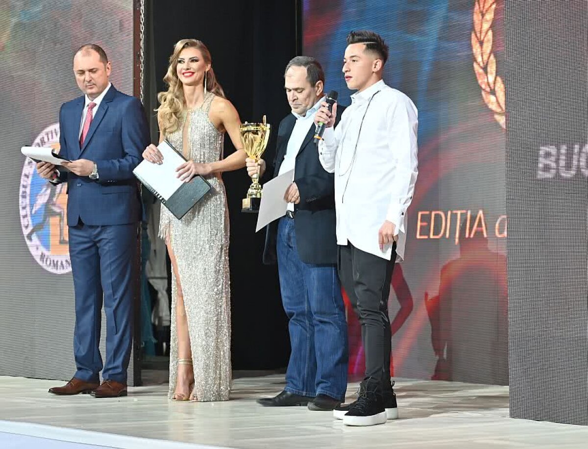 GALERIE FOTO Premiile de la Gala Fotbalului Românesc » Craiova - FCSB 4-3 la distincții! Cine e fotbalistul anului 2018