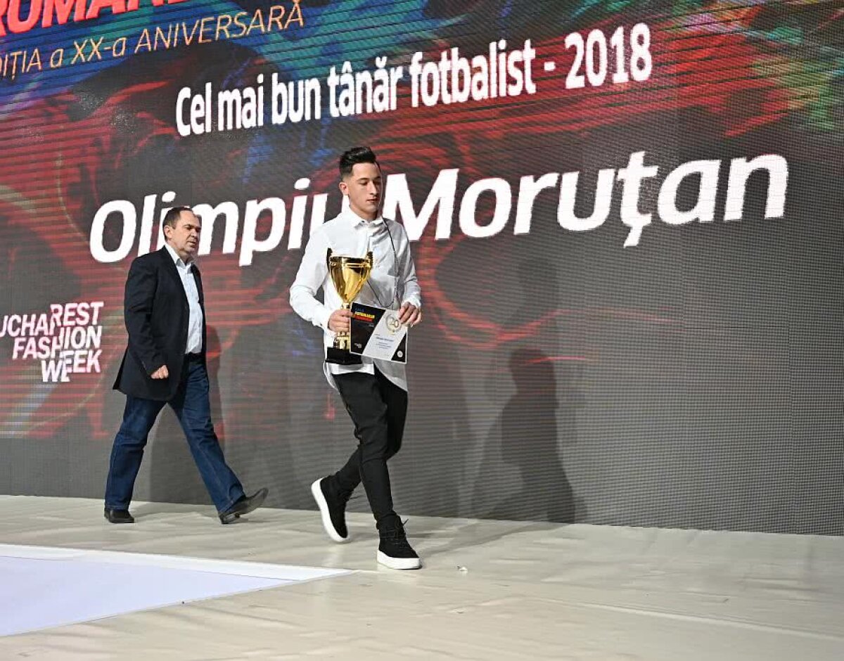 GALERIE FOTO Premiile de la Gala Fotbalului Românesc » Craiova - FCSB 4-3 la distincții! Cine e fotbalistul anului 2018