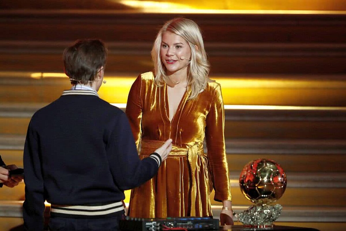 VIDEO+FOTO Derapaj pe scena de la Paris » Cel mai controversat moment de la gala Balonului de Aur: inclusiv Mbappe a rămas mască!