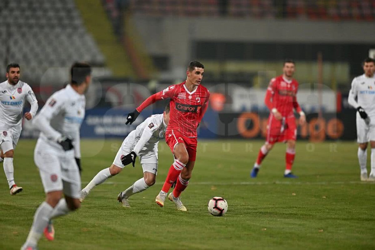 VIDEO + FOTO "Serie B, Dinamo-n Serie B!" » CFR Cluj a dat de pământ cu Dinamo, scor 3-0. Golaveraj 1-7 în ultimele două meciuri 