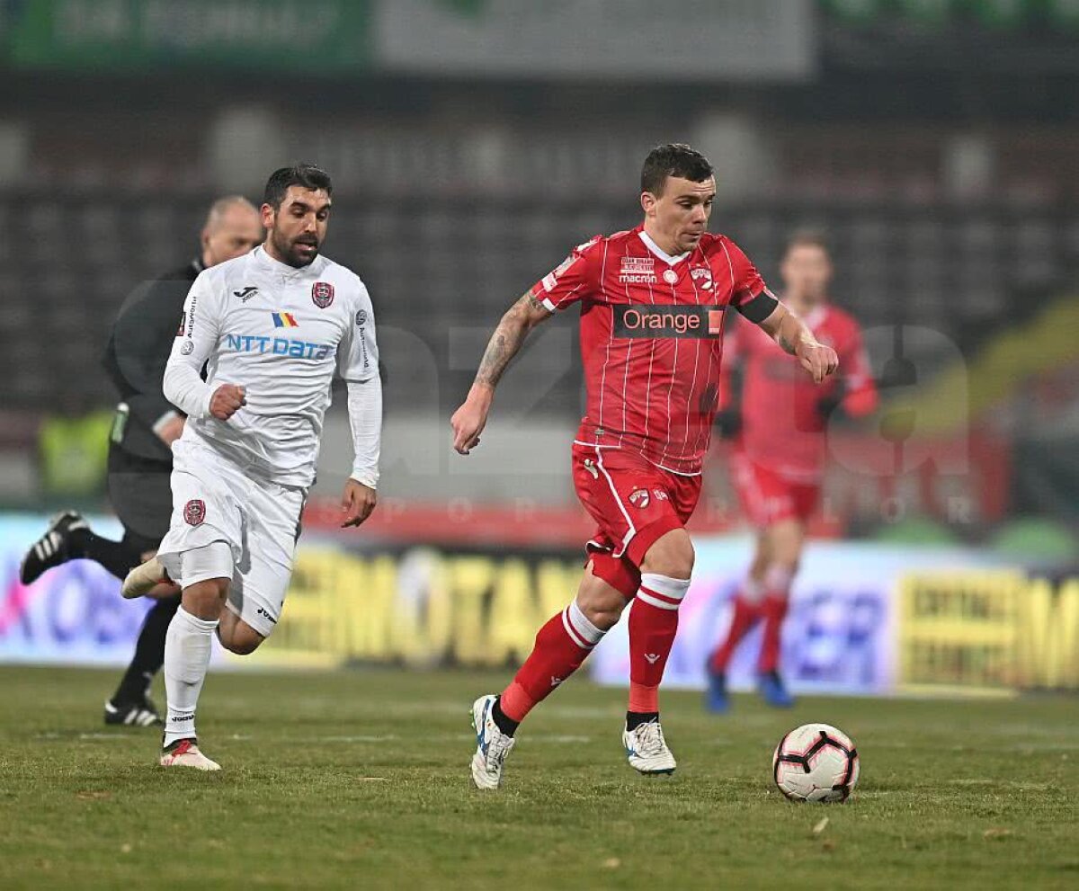 VIDEO + FOTO "Serie B, Dinamo-n Serie B!" » CFR Cluj a dat de pământ cu Dinamo, scor 3-0. Golaveraj 1-7 în ultimele două meciuri 