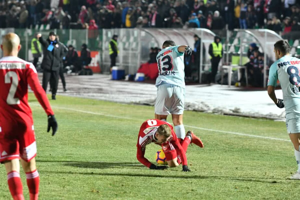 SEPSI - FCSB 4-2 // VIDEO + FOTO "Moș Nicolae" Dică umilit de Sepsi! Echipa lui Neagoe a făcut un meci perfect și a demolat FCSB