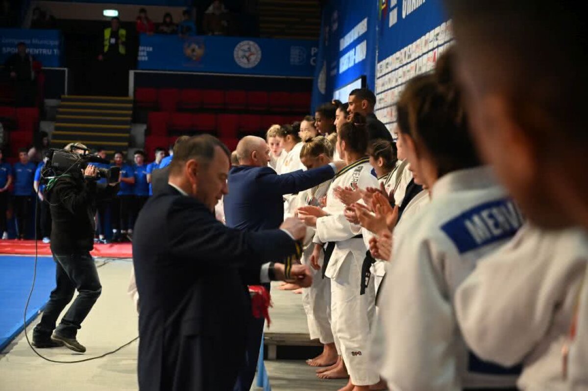 GALERIE FOTO Cui îi pasă de victime? Distracție între acuzatul Florin Bercean și judecătorul Boroi la turneul Champions League la judo