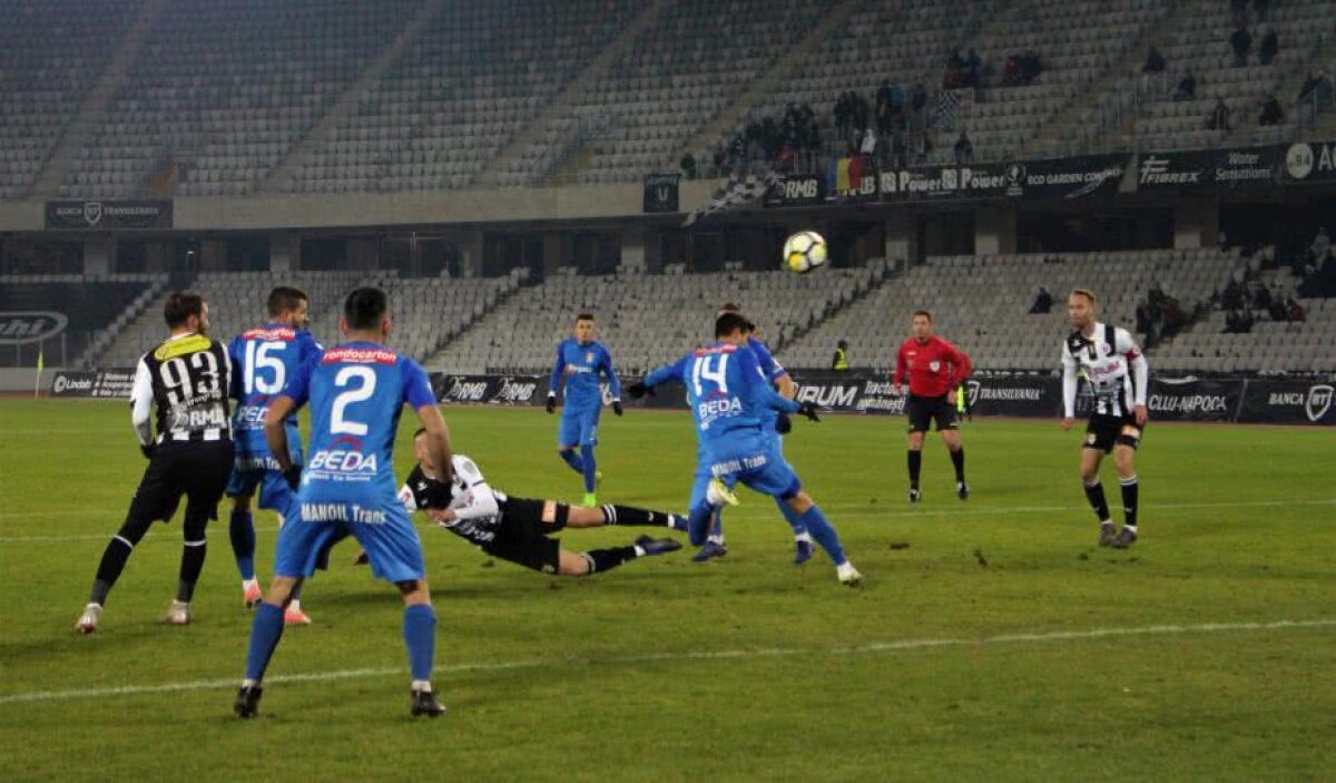 U CLUJ - CHINDIA 3-1 // VIDEO + FOTO O seară memorabilă! "U" Cluj detronează liderul Chindia la debutul în antrenorat al lui Bogdan Lobonț