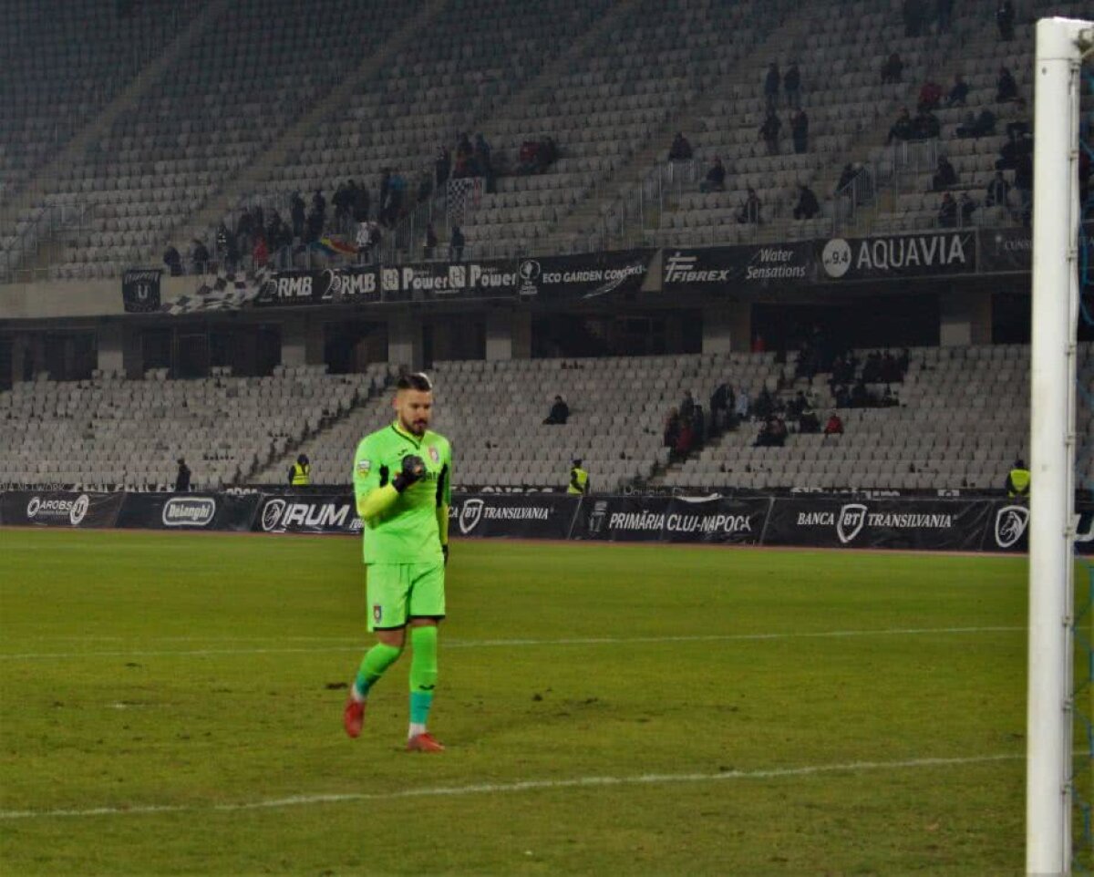 U CLUJ - CHINDIA 3-1 // VIDEO + FOTO O seară memorabilă! "U" Cluj detronează liderul Chindia la debutul în antrenorat al lui Bogdan Lobonț