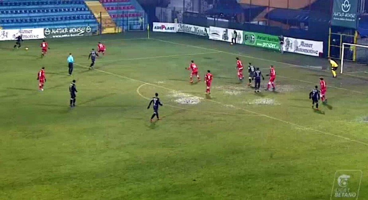 VIDEO+FOTO Rednic, "îngropat" de jucătorul pe care l-a criticat: "În cazul lui s-a luat o decizie"