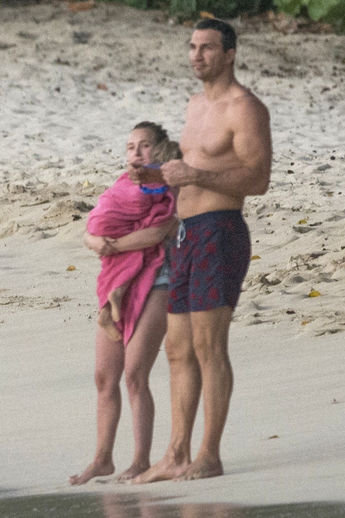 FOTO Nu te-ai fi așteptat la asta! Cum arată iubita lui Wladimir Klitschko