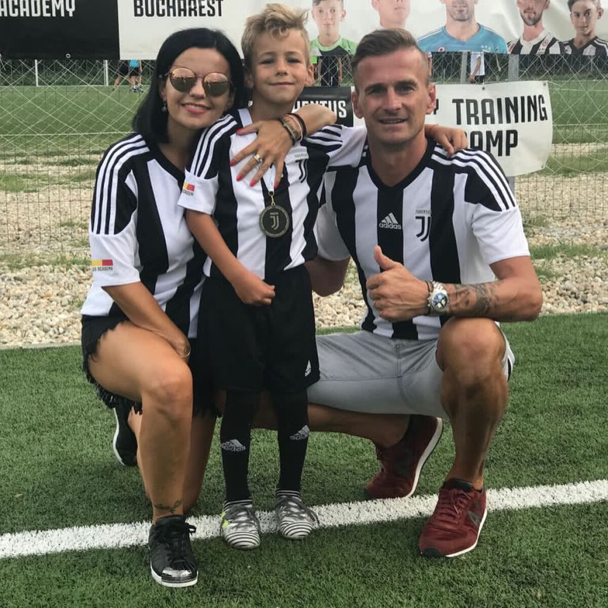 FOTO Soția lui Lucian Goian a lucrat în presa sportivă, iar acum se dedică familiei » Cum arată viața în India alături de fiul lor, Luca