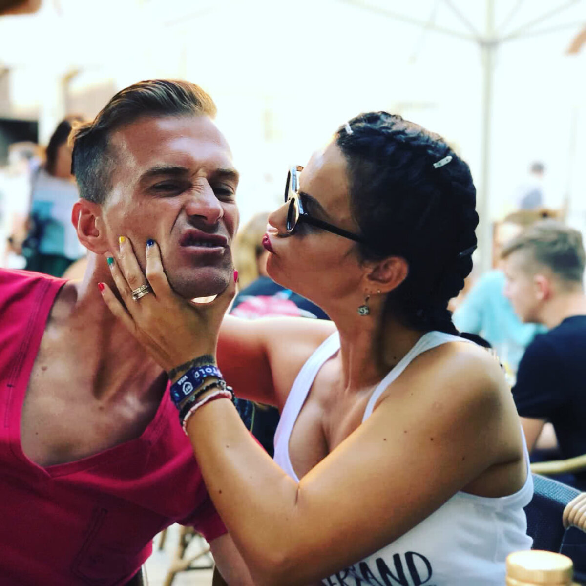 FOTO Soția lui Lucian Goian a lucrat în presa sportivă, iar acum se dedică familiei » Cum arată viața în India alături de fiul lor, Luca