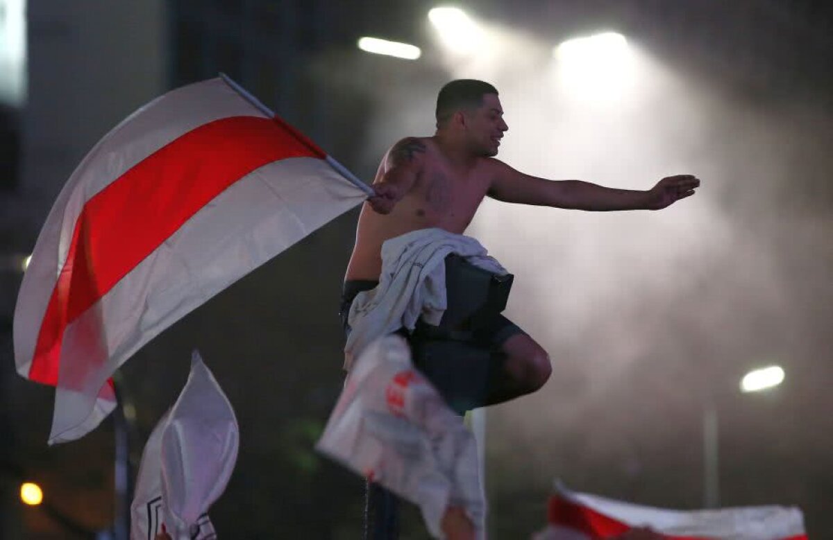 GALERIE FOTO Imagini șocante la Buenos Aires! Fanii lui River s-au dezlănțuit pe străzi după triumful din Copa Libertadores