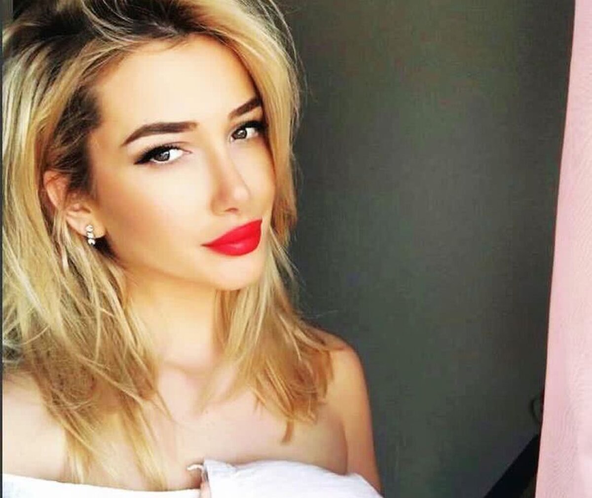 GALERIE FOTO Buș a devenit tătic! Superba soție a atacantului a născut un băiețel