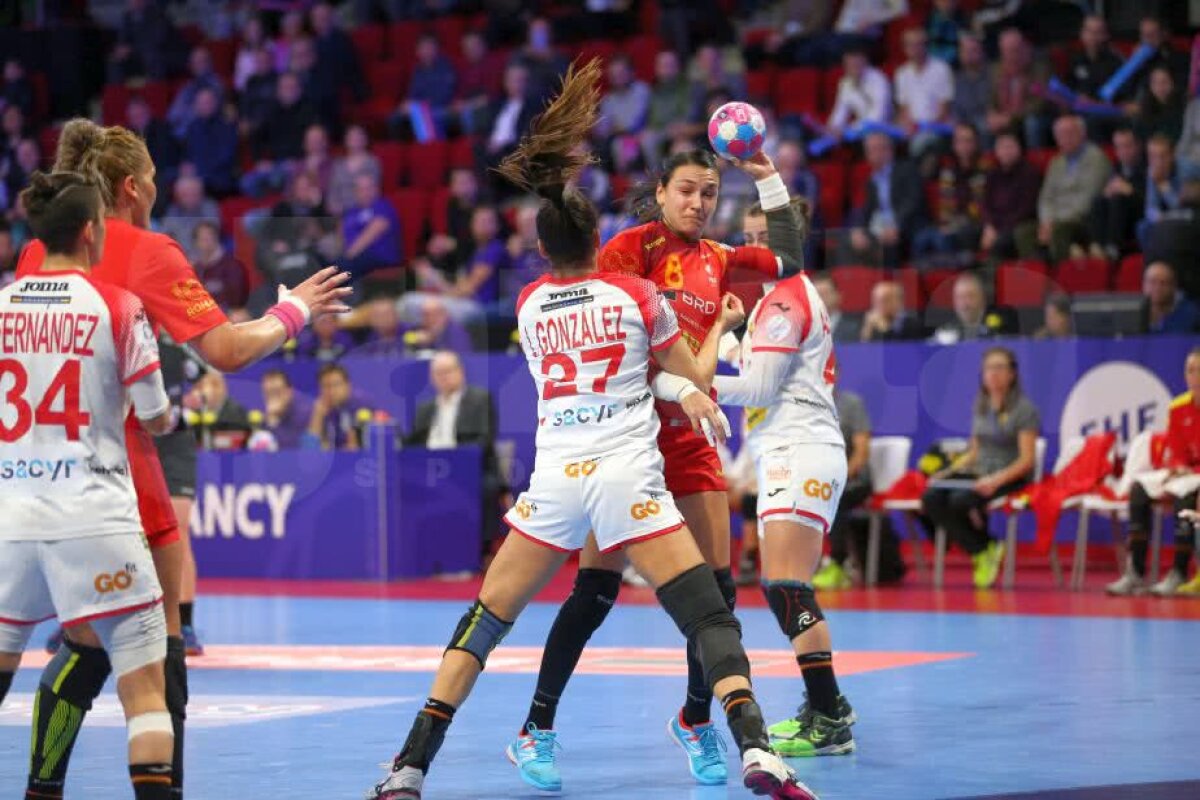 GALERIE FOTO ROMÂNIA - SPANIA 27-25 // Victorie smulsă din carne! Crina Pintea a terminat partida în lacrimi 